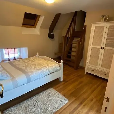 Holiday home De La Vallee De La Vire Pour 6 A 8 Personnes Proche L'a84
